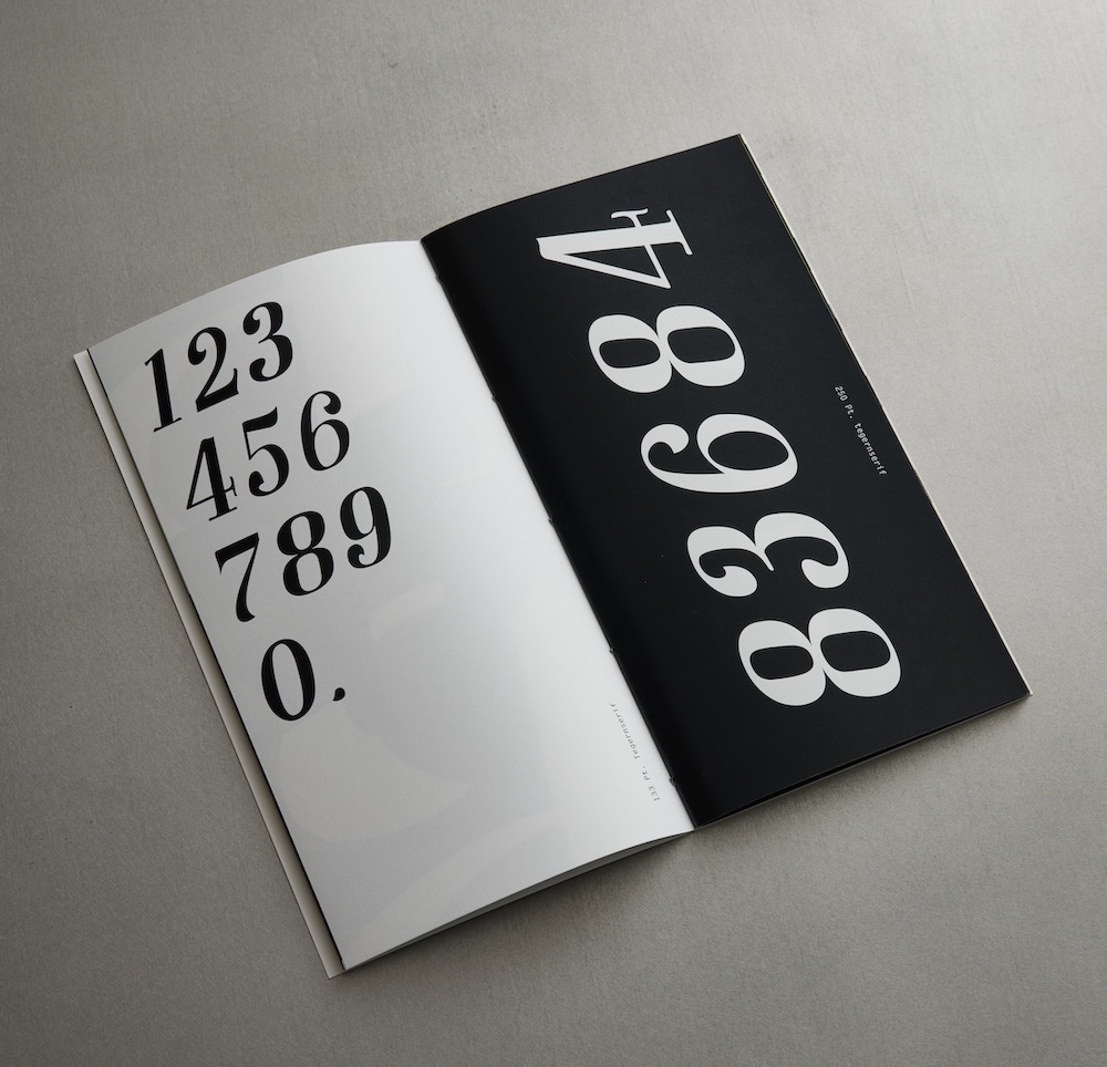 alle zahlen der entwickelten schrift, einmal auf schwarzem und einmal weißem hintergrund